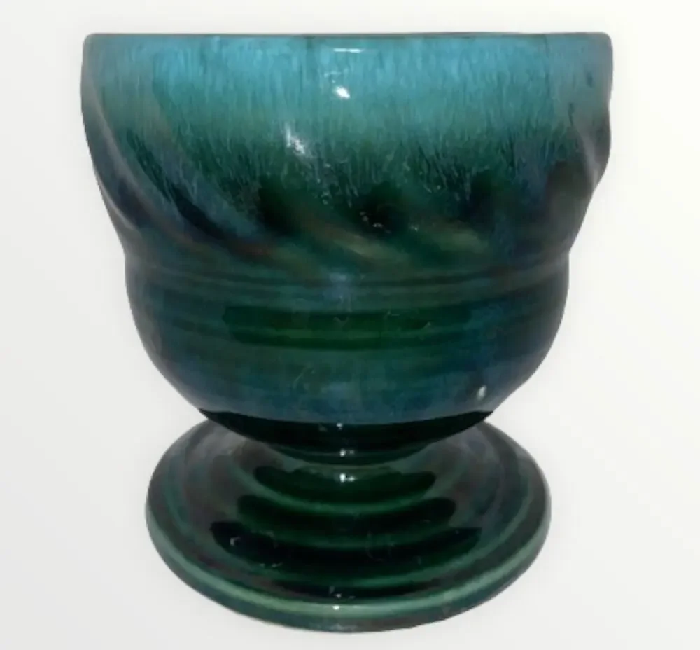 VTG Hull Pottery Planter F34 USA GreenBlue Foam Drip Glaze Swirl Pedestal bottom